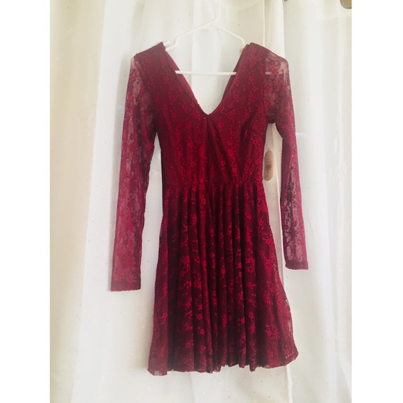 Altar’d State Red Lace Long Sleeve Dress NWT SALE - Picture 2 of 7